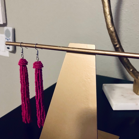 Anthropologie, Fuchsia Tassel Earrings, NEW - Picture 3 of 3